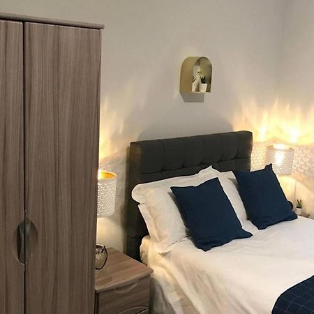 Serviced Appartment 1 Helena Reading Exteriör bild