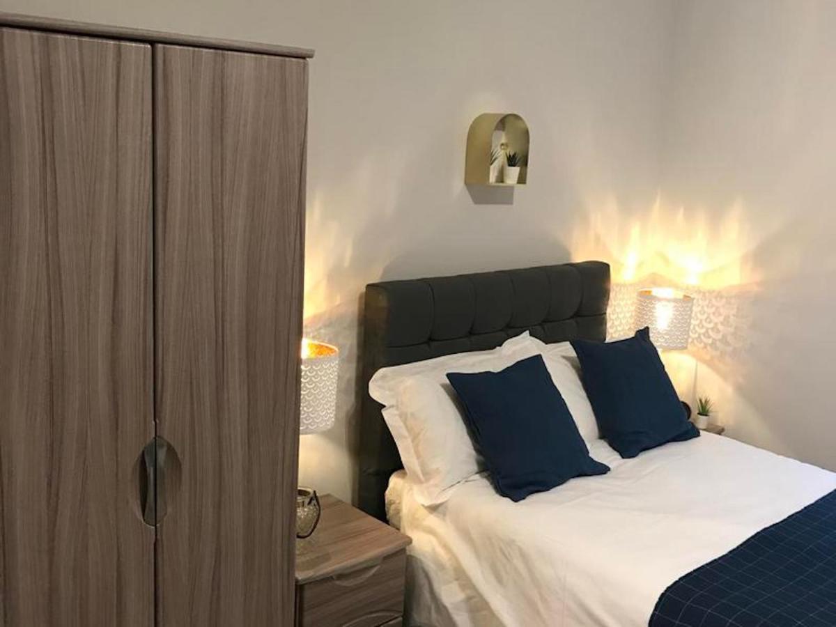 Serviced Appartment 1 Helena Reading Exteriör bild