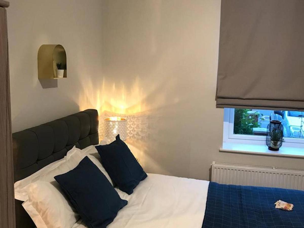 Serviced Appartment 1 Helena Reading Exteriör bild