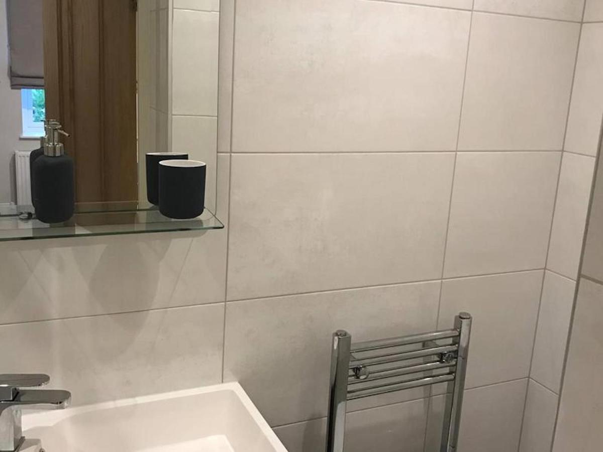 Serviced Appartment 1 Helena Reading Exteriör bild